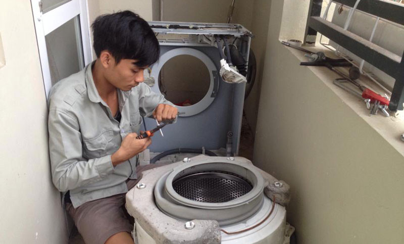 Dịch vụ vệ sinh máy giặt quận 4 của Nhất Long