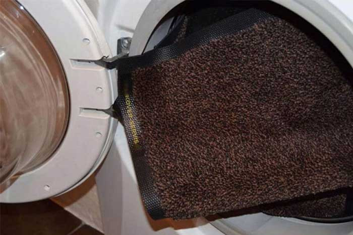 Cách giặt thảm bằng máy giặt đơn giản và hiệu quả bạn nên biết