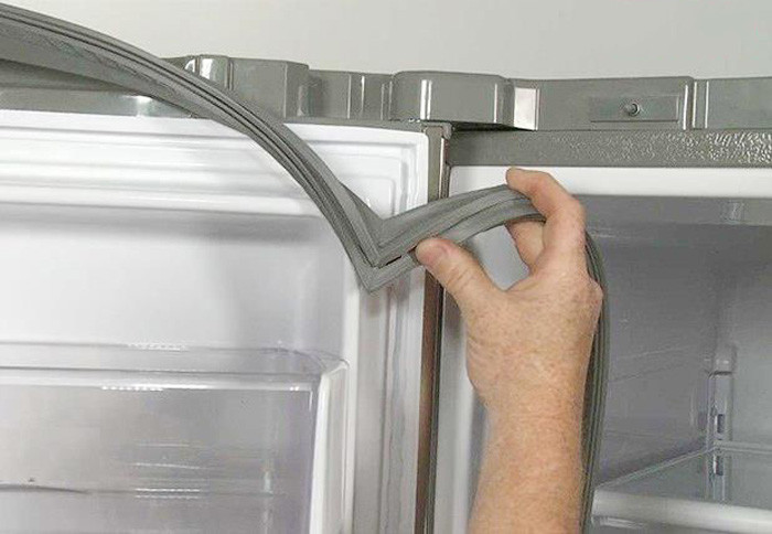 Cửa tủ lạnh bị hở nguyên nhân và cách khắc phục