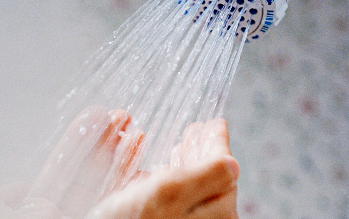 Những lợi ích của việc tắm nước lạnh là gì, cách thực hiện đạt hiệu quả?