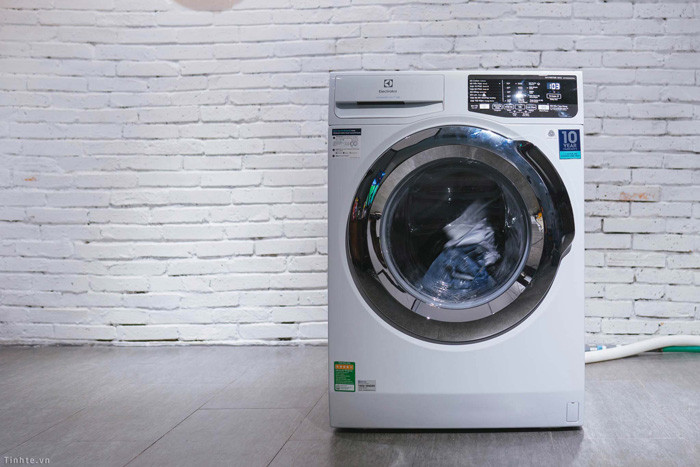 Máy giặt bị treo nguyên nhân và cách xử lý ra sao?